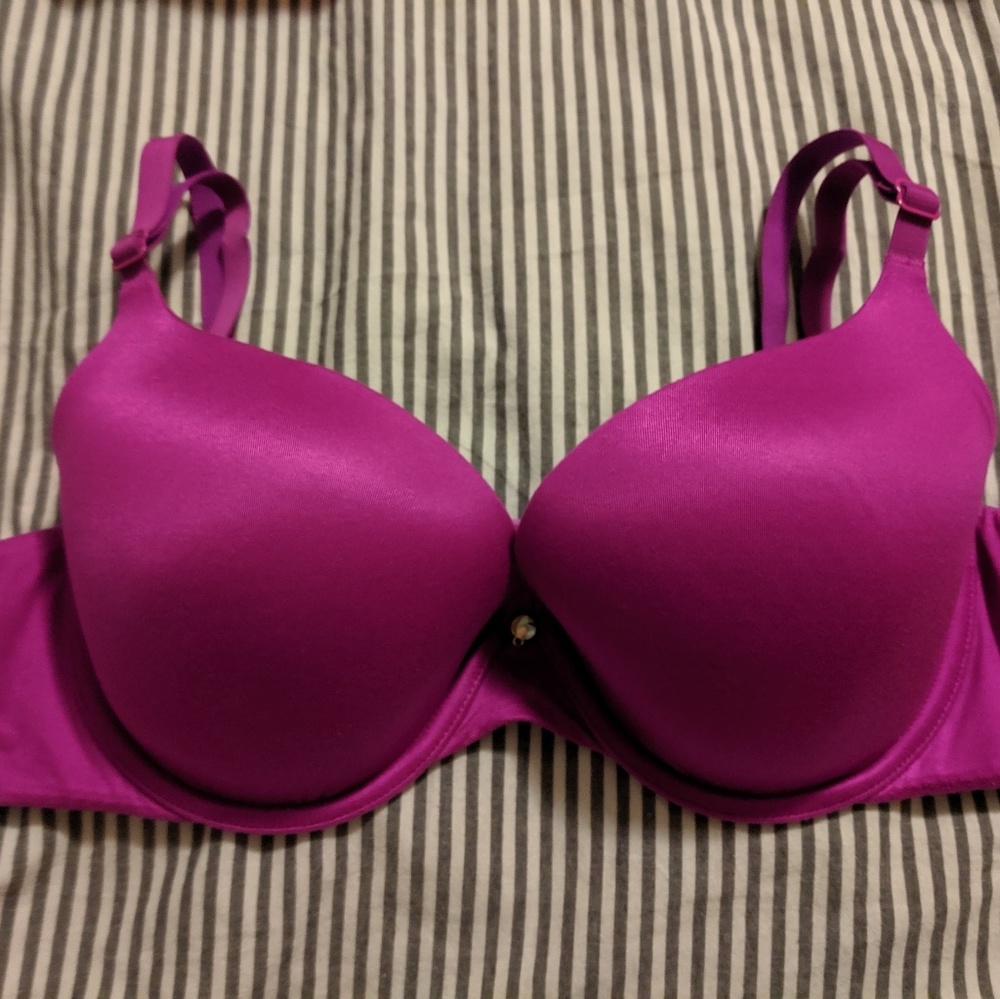Victoria's secret bra 36C